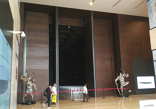 通用的占位符缩略图