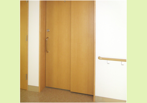 通用的占位符缩略图