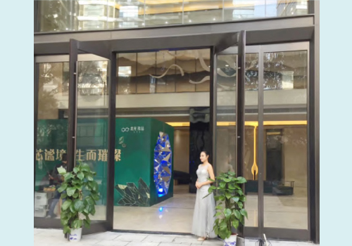 通用的占位符缩略图