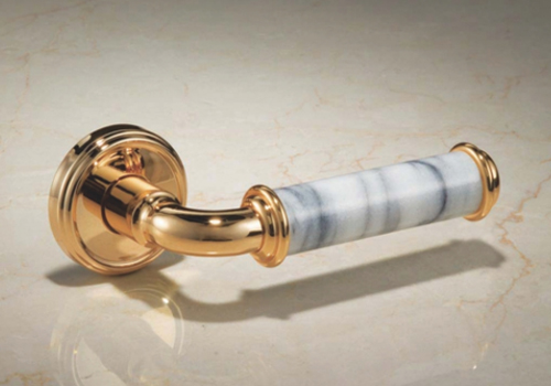 通用的占位符缩略图